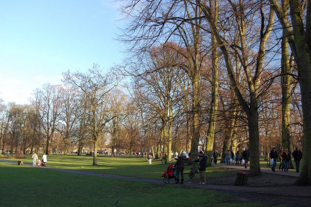 A photograph a people walking through Christ's Pieces Cambridge.