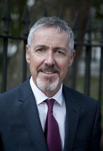 Headshot photo of Griff Rhys Jones.